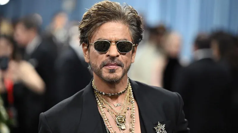 9f7146d0 9f4b 11f0 bdc5 9b93eaf8a1a5.jpg - Bollywood superstar Shah Rukh Khan enters the billionaire club